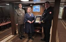 Uhonorowanie ORP "Błyskawica" ODZNAKĄ HONOROWĄ SPECJALNĄ Stowarzyszenia-Klubu VM